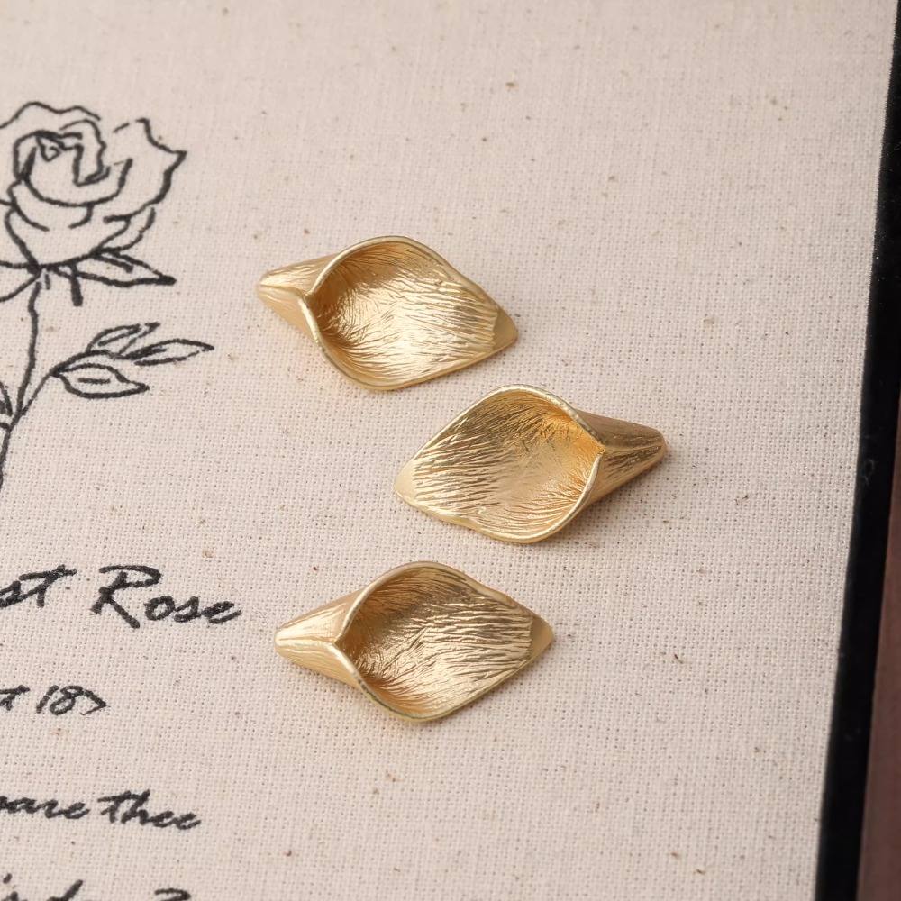 4PCS Dainty Horn Petals Flower - đánh giá và giá Musical Instrument Trumpet